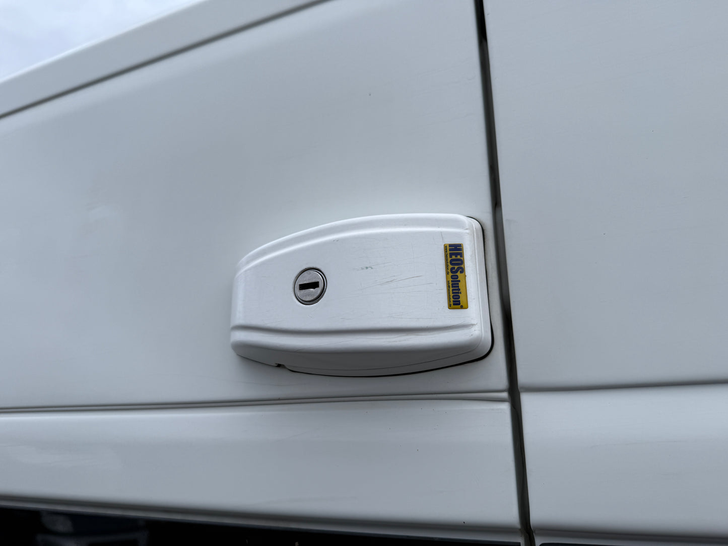 Vestavba Peugeot s vadou motoru, 2x solární panel, nezávislé naftové topení