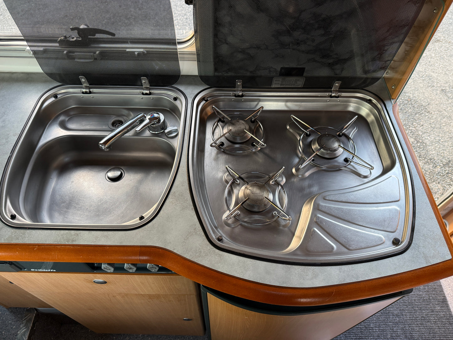 Dethleffs Globetrotter, 2005, 2.8 jtd, 4 osoby, markýza