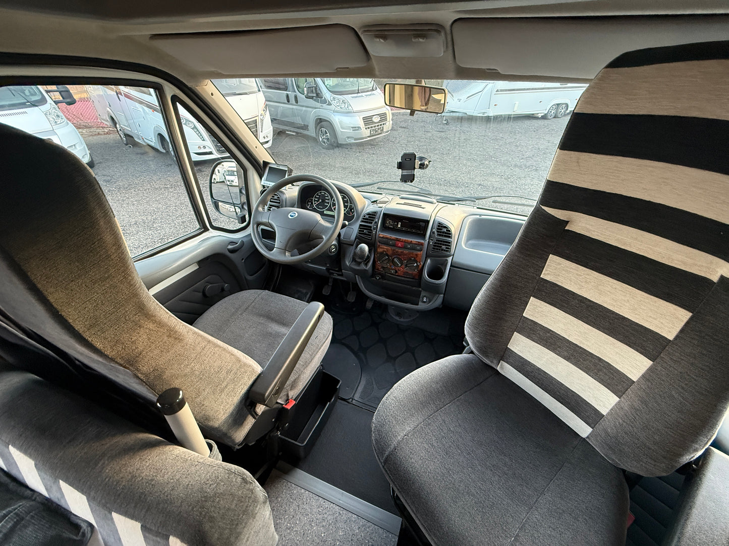 Dethleffs Globetrotter, 2005, 2.8 jtd, 4 osoby, markýza