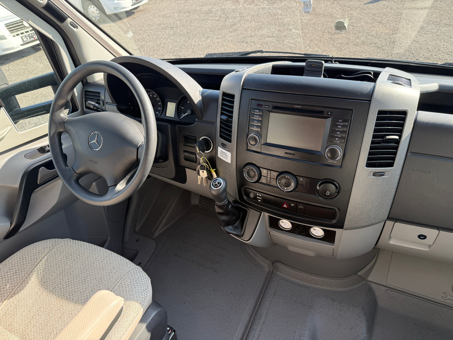 Hymer 580 ML, automat, 2x klimatizace, markýza, satelit