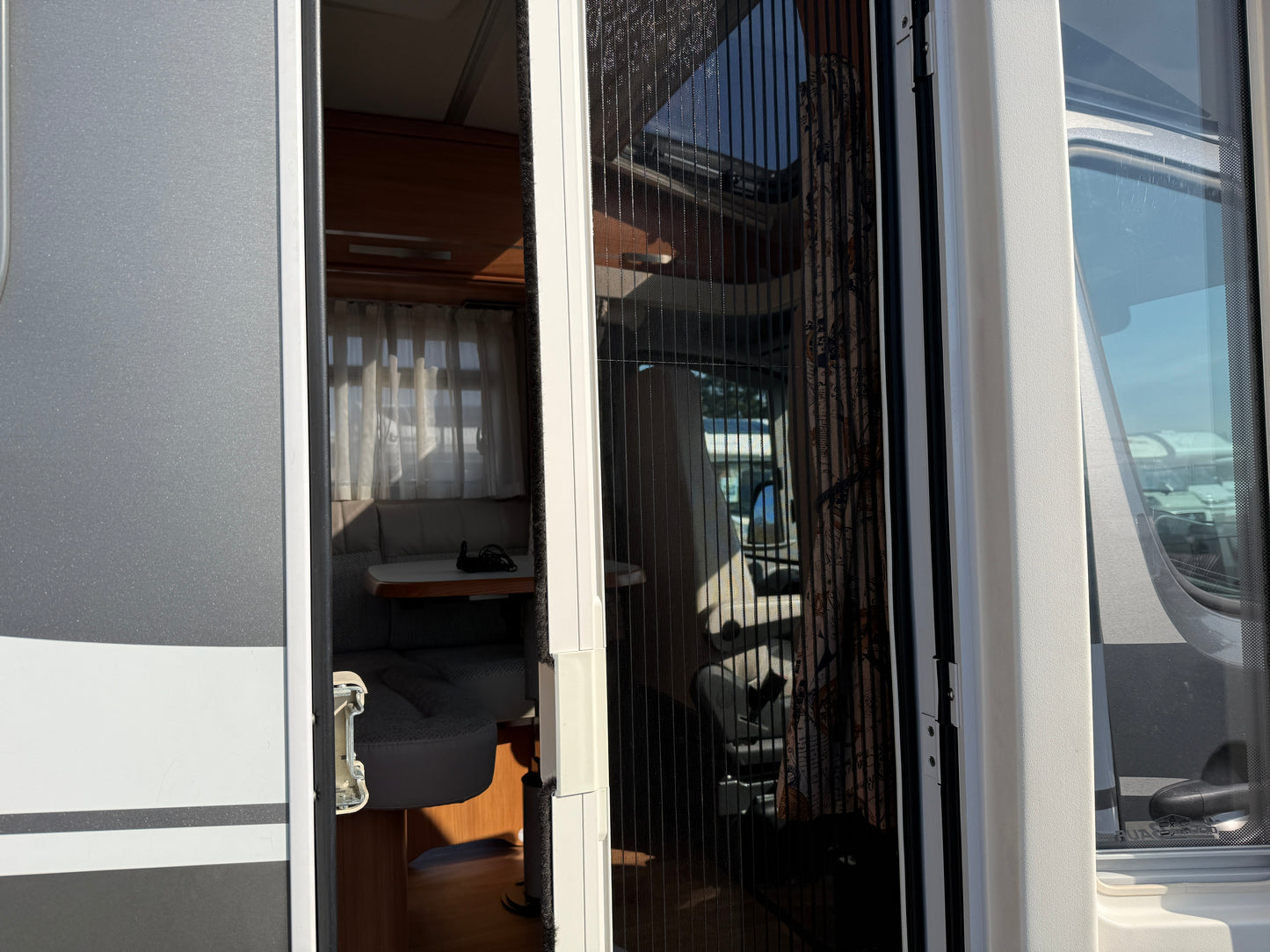 Hymer 580 ML, automat, 2x klimatizace, markýza, satelit