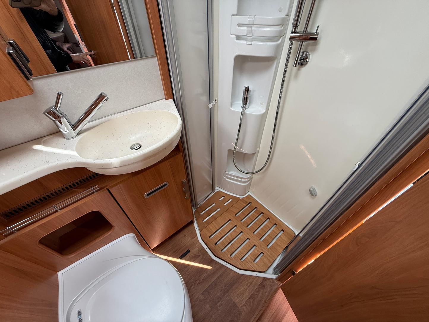 Hymer 580 ML, automat, 2x klimatizace, markýza, satelit