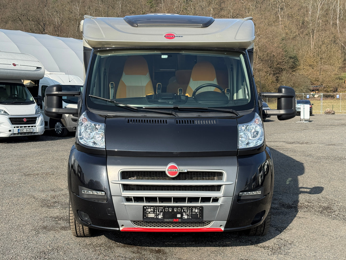 Bürstner Nexxo 25 Edition, r.2012, 2.3 jtd, 2x klima, dlouhé postele