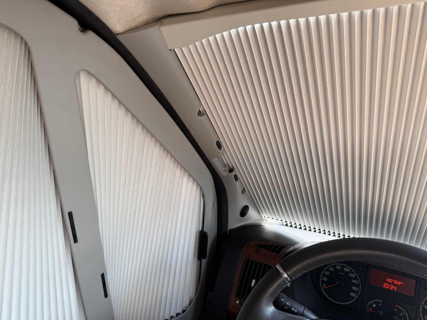 Bürstner Nexxo 25 Edition, r.2012, 2.3 jtd, 2x klima, dlouhé postele