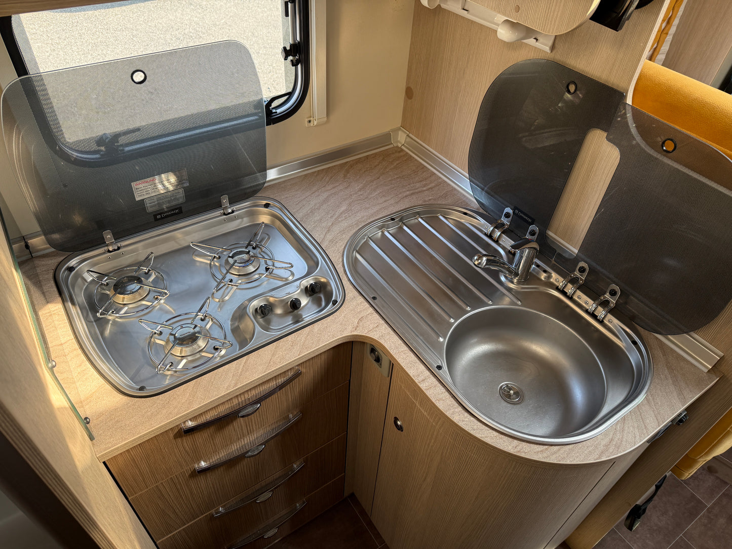 Bürstner Nexxo 25 Edition, r.2012, 2.3 jtd, 2x klima, dlouhé postele