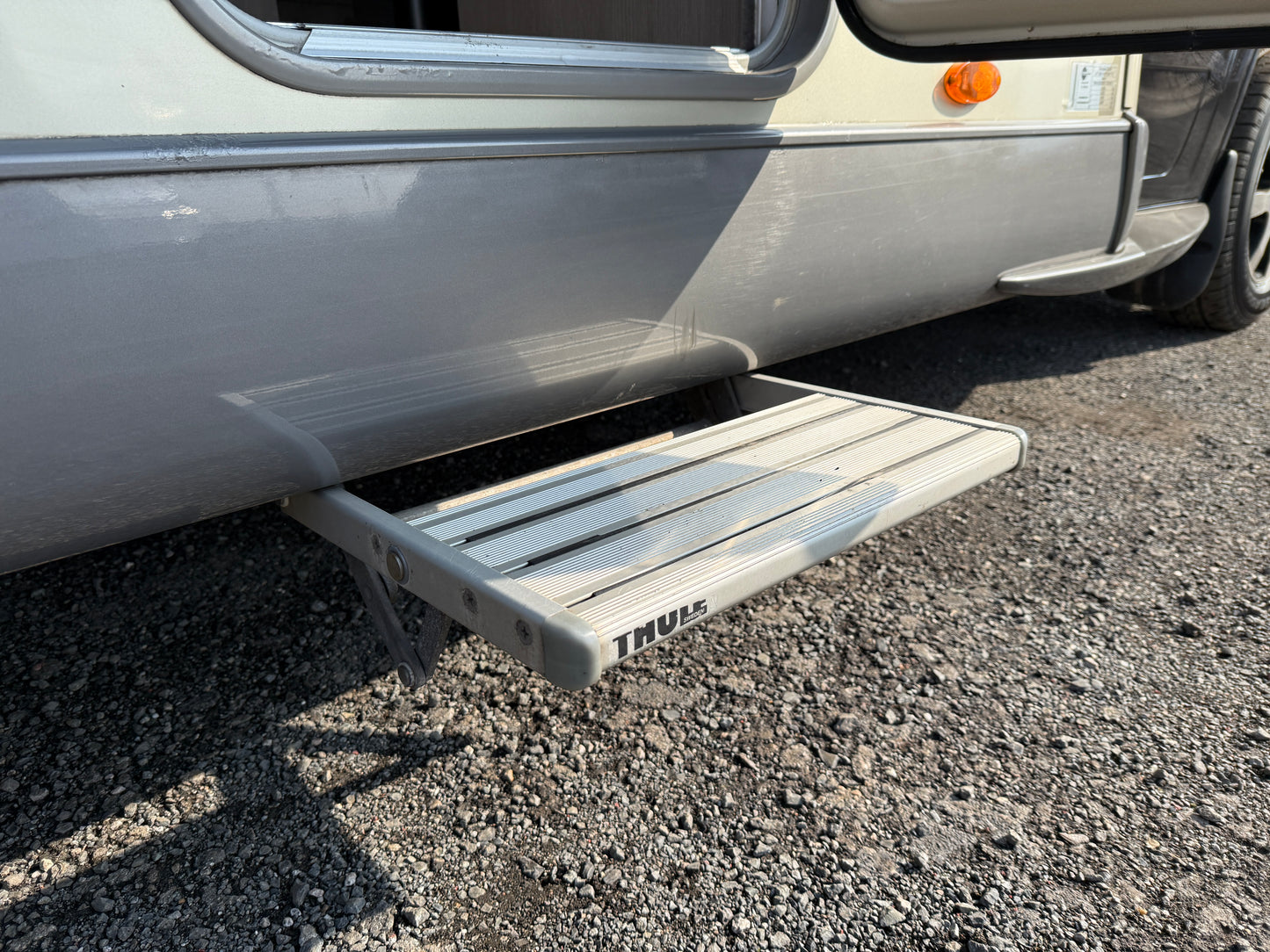 Bürstner Nexxo 25 Edition, r.2012, 2.3 jtd, 2x klima, dlouhé postele