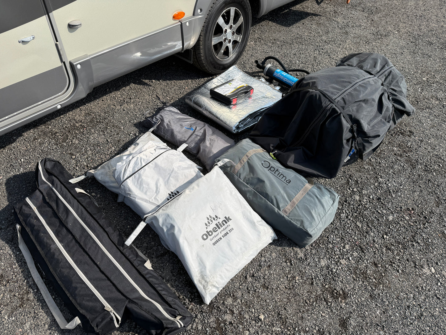 Bürstner Nexxo 25 Edition, r.2012, 2.3 jtd, 2x klima, dlouhé postele