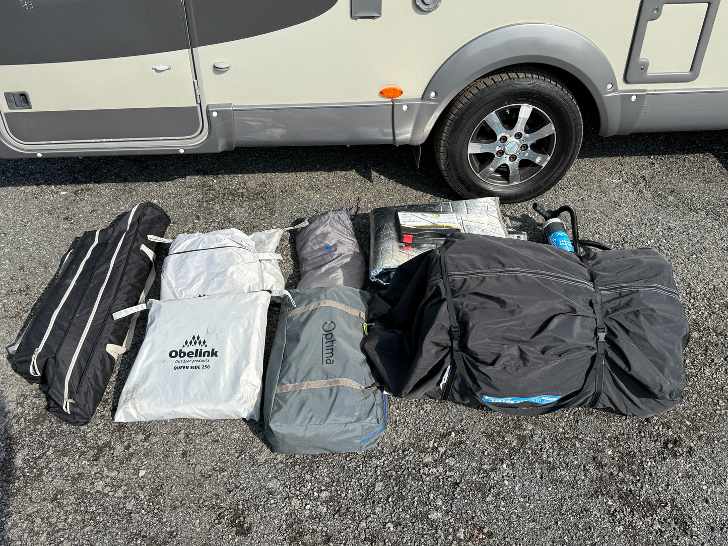 Bürstner Nexxo 25 Edition, r.2012, 2.3 jtd, 2x klima, dlouhé postele