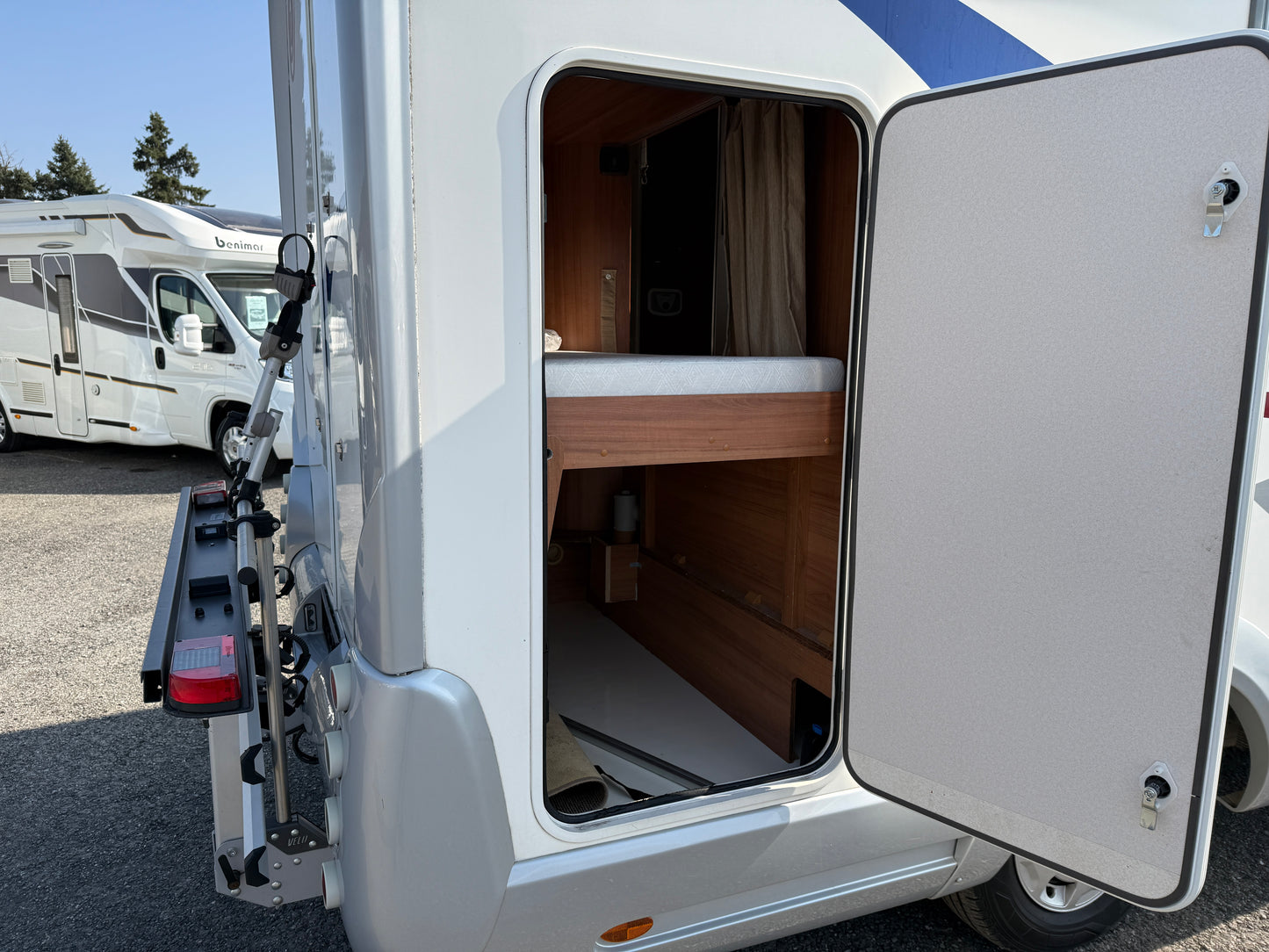 Ford Eura Mobil Profilia A, 2011, držák kol, markýza, palandy