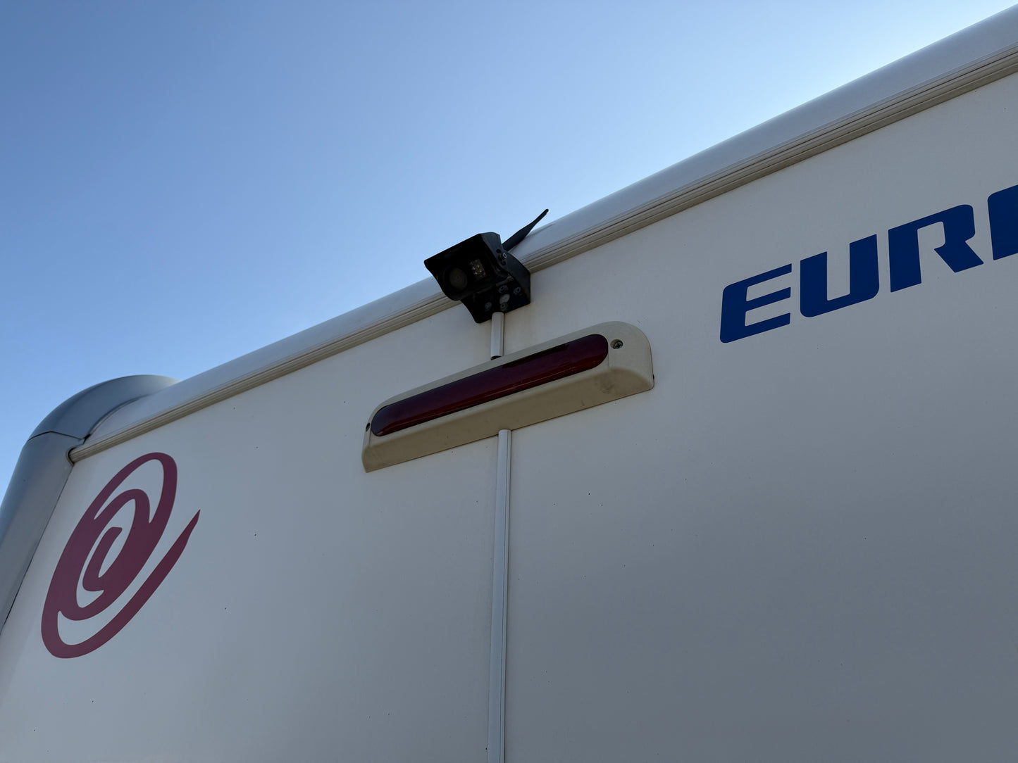 Ford Eura Mobil Profilia A, 2011, držák kol, markýza, palandy