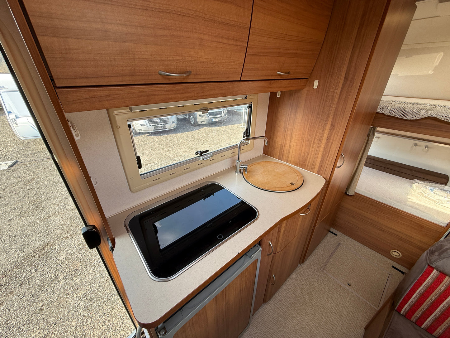 Ford Eura Mobil Profilia A, 2011, držák kol, markýza, palandy