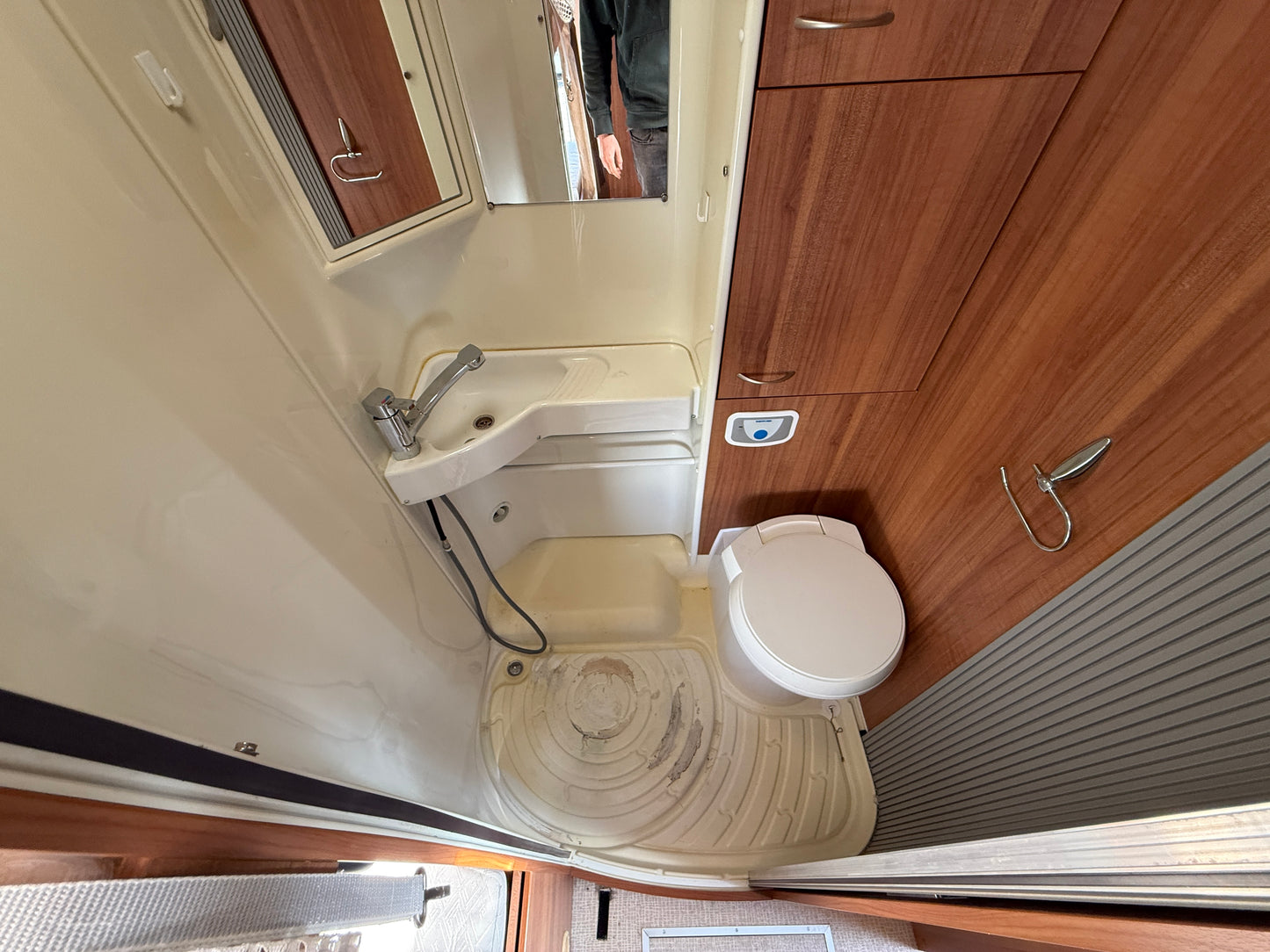 Ford Eura Mobil Profilia A, 2011, držák kol, markýza, palandy